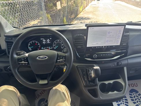 Used 2023 Ford Transit 350 XLT RWD image 34