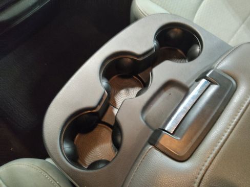 Used 2017 RAM 1500 Classic SLT image 26