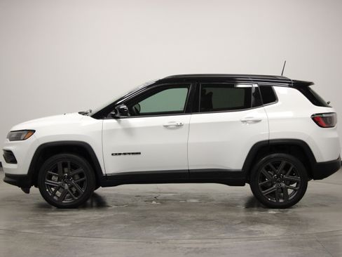 Used 2026 Jeep Compass Limited AWD/4WD image 5