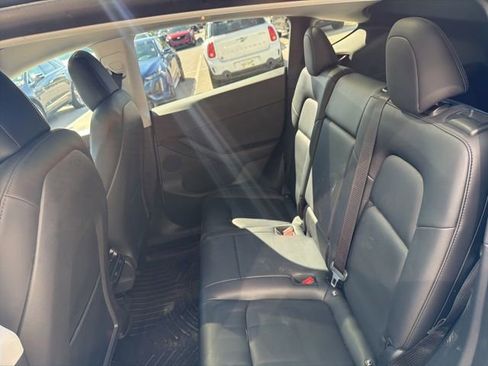 Used 2021 Tesla Model Y Long Range AWD/4WD image 6