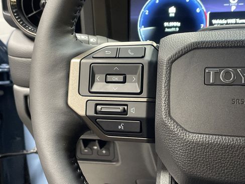 Used 2026 Toyota Land Cruiser image 17