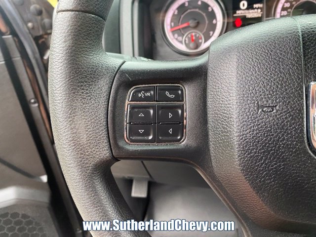 Used 2020 RAM 1500 Classic SLT AWD/4WD image 25