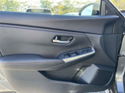 Used 2024 Nissan Sentra SR image 16