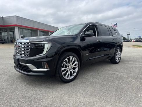 Used 2025 GMC Acadia Denali w/ Super Cruise Package FWD image 2