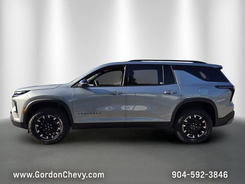 New 2026 Chevrolet Traverse Z71 w/ Enhanced Driving Package AWD/4WD image 2