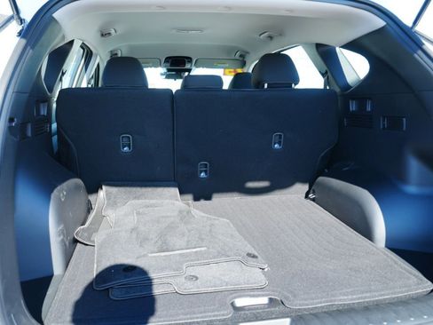 Certified 2025 Hyundai Tucson SE AWD/4WD image 12