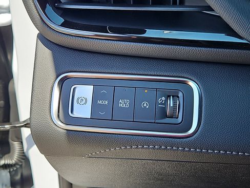 New 2026 Buick Enclave Sport Touring w/ Power Package FWD image 19