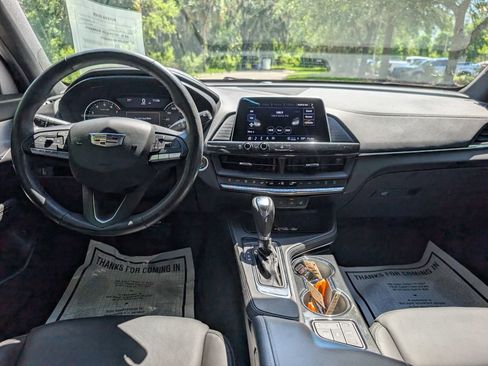 Used 2023 Cadillac CT4 Luxury w/ Sun And Sound Package RWD image 11