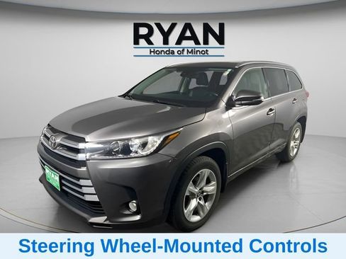 Used 2018 Toyota Highlander Limited image 13