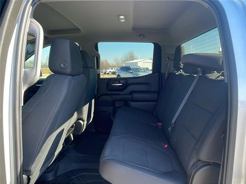 Used 2019 Chevrolet Silverado 1500 Custom w/ Custom Value Package image 18