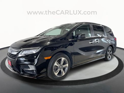 Used 2018 Honda Odyssey Touring image 3