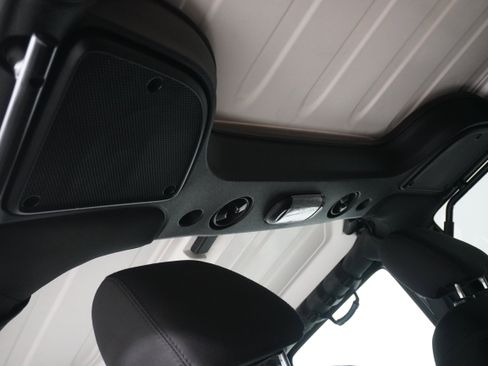 Used 2018 Jeep Wrangler Unlimited Sport S image 15