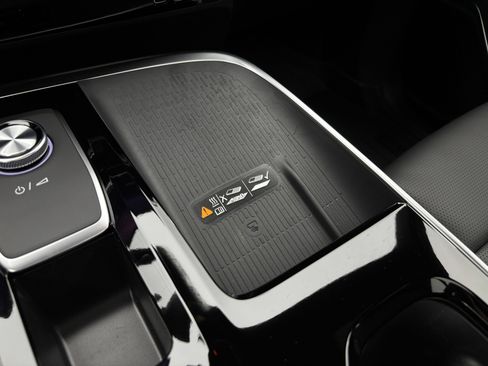 New 2027 Buick Enclave Avenir w/ LPO, Floor Liner Package AWD/4WD image 37