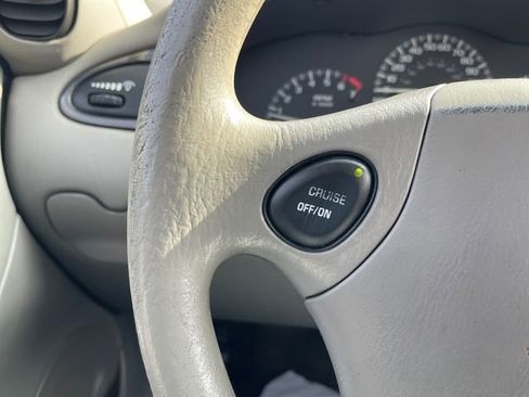 Used 2003 Chevrolet Malibu V6 w/ Preferred Equipment Group 1 image 23