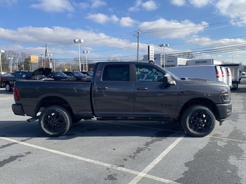 New 2026 RAM 2500 Laramie image 9