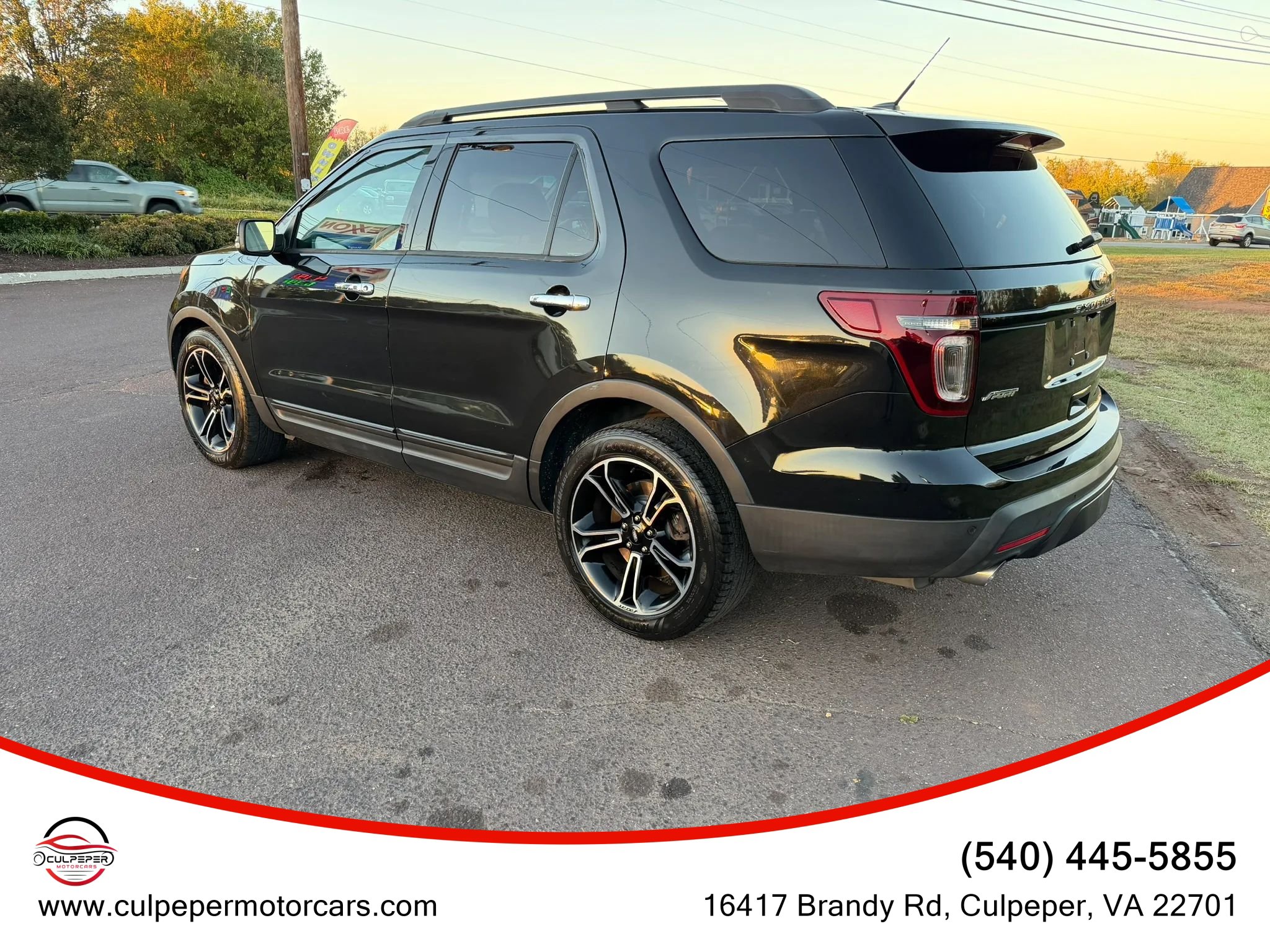 Used 2014 Ford Explorer Sport w/ Equipment Group 401A AWD/4WD image 3