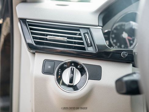 Used 2010 Mercedes-Benz E 63 AMG Sedan image 62