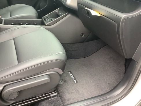 New 2026 Hyundai Kona SEL Premium image 28