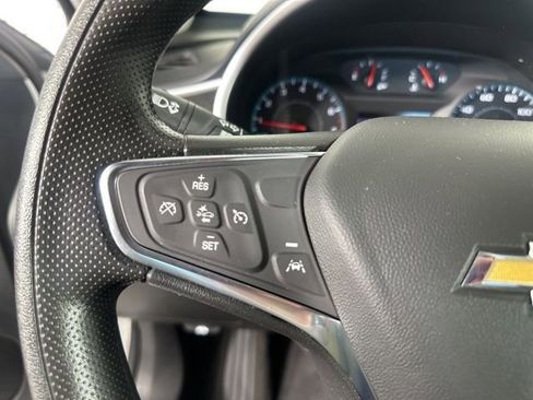 Used 2024 Chevrolet Malibu LT image 12