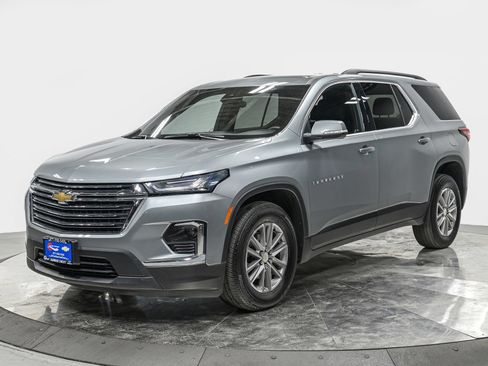 Used 2023 Chevrolet Traverse LT w/ LPO, Floor Liner Package AWD/4WD image 1