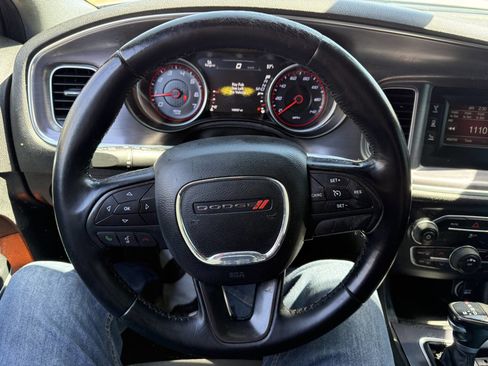 Used 2017 Dodge Charger SE image 16