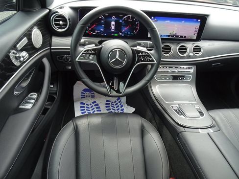 Used 2023 Mercedes-Benz E 450 4MATIC Sedan image 16