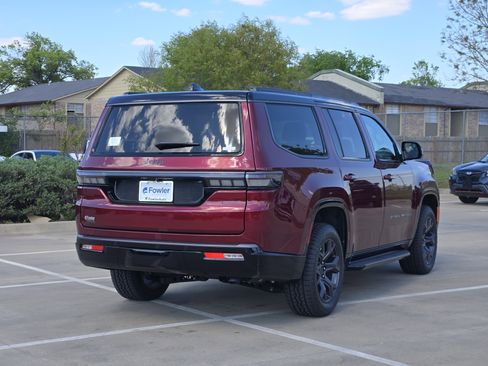 New 2026 Jeep Grand Wagoneer 4WD image 4