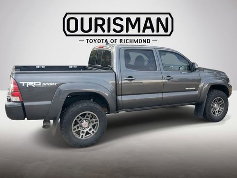 Used 2014 Toyota Tacoma 4x4 Double Cab w/ TRD Sport Package image 3