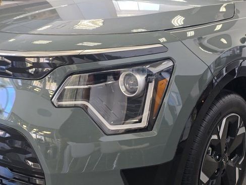 New 2025 Kia Niro Wind w/ Wind Preserve Package FWD image 29