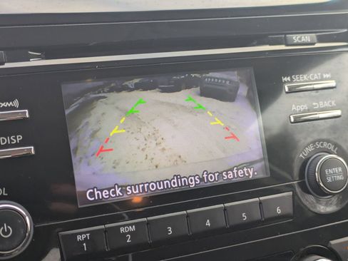 Used 2014 Nissan Altima 2.5 SV image 19