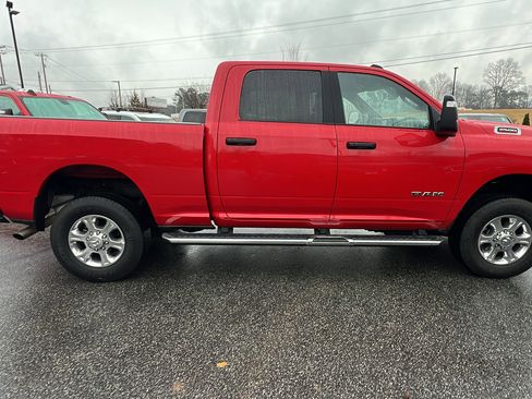 Used 2024 RAM 2500 Big Horn w/ Bed Utility Group image 7