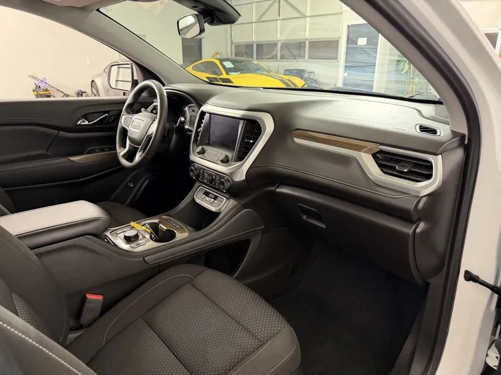 Used 2022 GMC Acadia SLE w/ Driver Convenience Package AWD/4WD image 38
