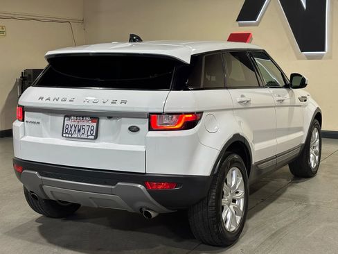Used 2018 Land Rover Range Rover Evoque AWD/4WD image 4