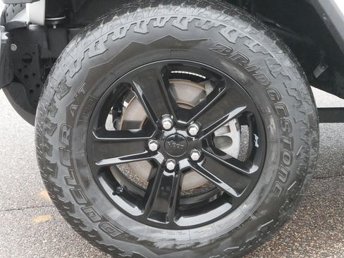 Used 2021 Jeep Wrangler Unlimited Sahara image 10