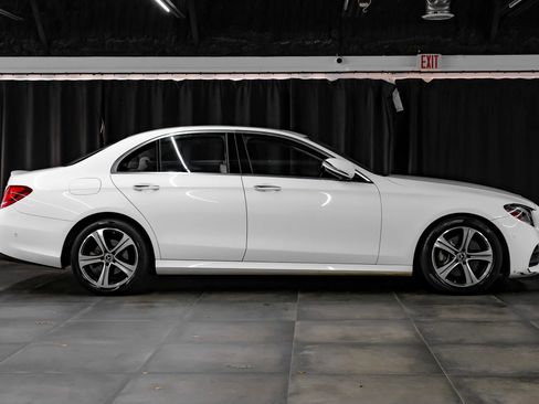 Used 2018 Mercedes-Benz E 300 w/ Premium 1 Package image 10
