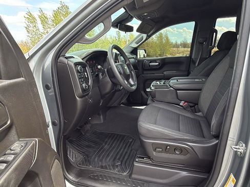 Used 2023 Chevrolet Silverado 1500 Custom AWD/4WD image 24