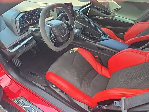 Used 2021 Chevrolet Corvette Stingray Premium Cpe w/ Z51 Performance Package RWD image 14