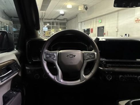 Used 2024 Chevrolet Silverado 1500 RST w/ Z71 Off-Road Package AWD/4WD image 34