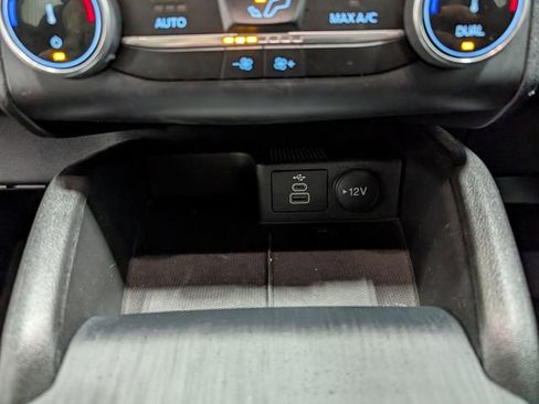 Used 2025 Ford Escape Active image 22