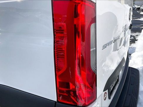 Used 2026 Mercedes-Benz Sprinter 2500 image 21
