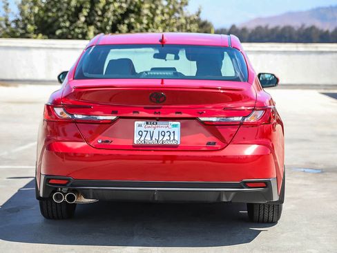 Used 2026 Toyota Camry SE FWD image 6