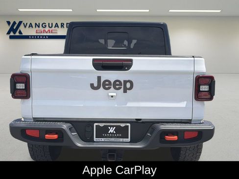 Used 2024 Jeep Gladiator Mojave AWD/4WD image 5