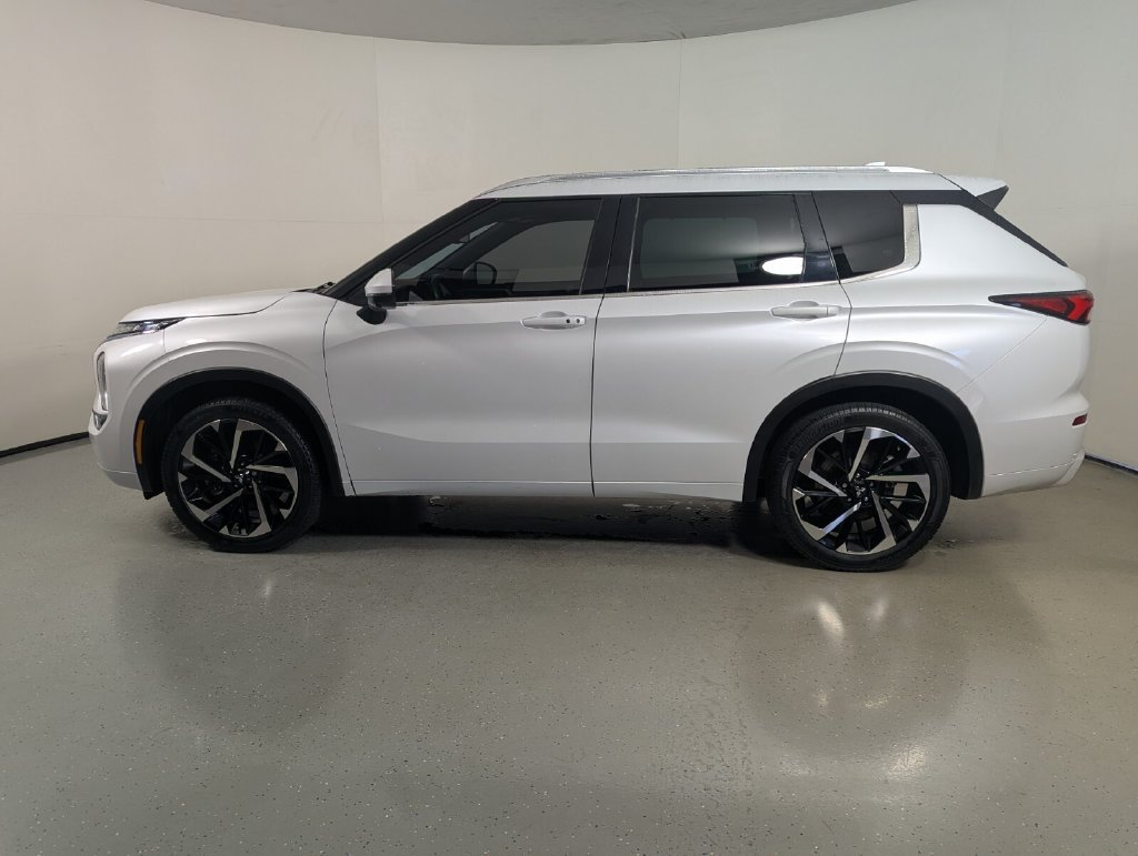 Used 2022 Mitsubishi Outlander SEL FWD image 4