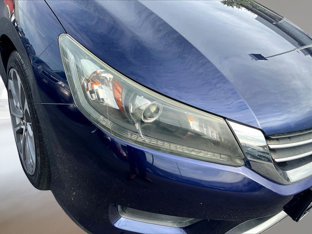 Used 2015 Honda Accord Sport image 29