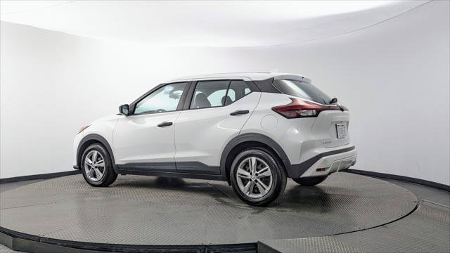 Used 2023 Nissan Kicks S FWD image 6