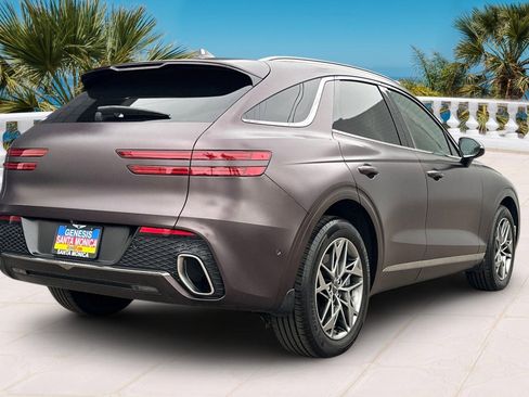 Used 2023 Genesis GV70 2.5T w/ Advanced Package image 5