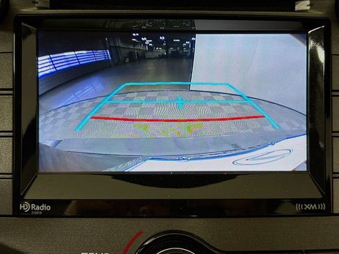 Used 2015 Toyota Venza LE image 14