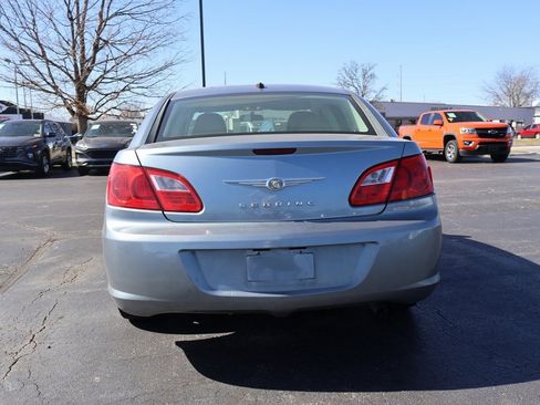 Used 2010 Chrysler Sebring Touring image 21