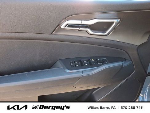 New 2026 Kia Sportage S AWD/4WD image 8