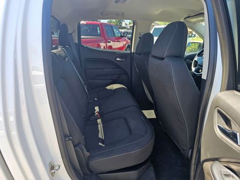 Used 2020 Chevrolet Colorado LT image 12